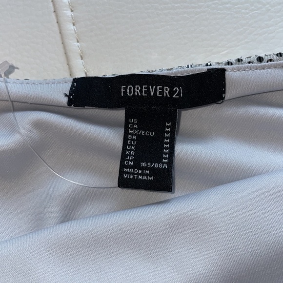 NWOT Forever 21 Sparkly Sliver Glitter Crop Top - Picture 4 of 4